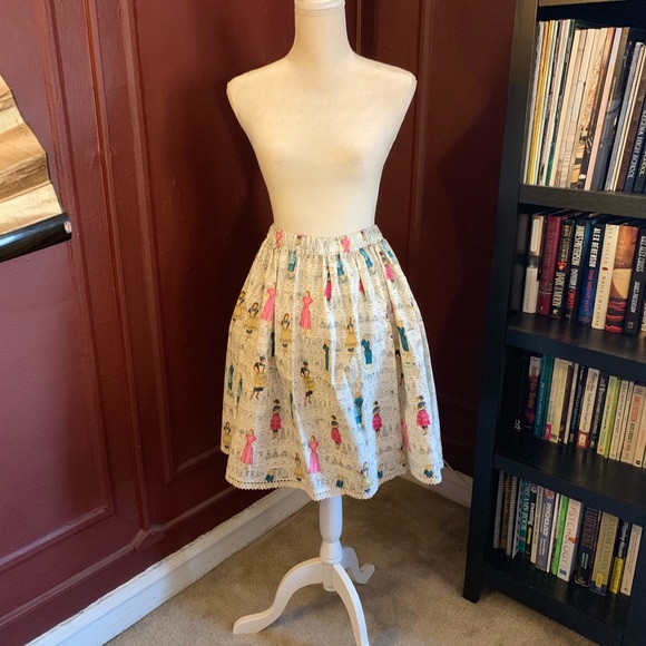 Mid Rise Handmade Flare Skirt - Picture 4 of 6